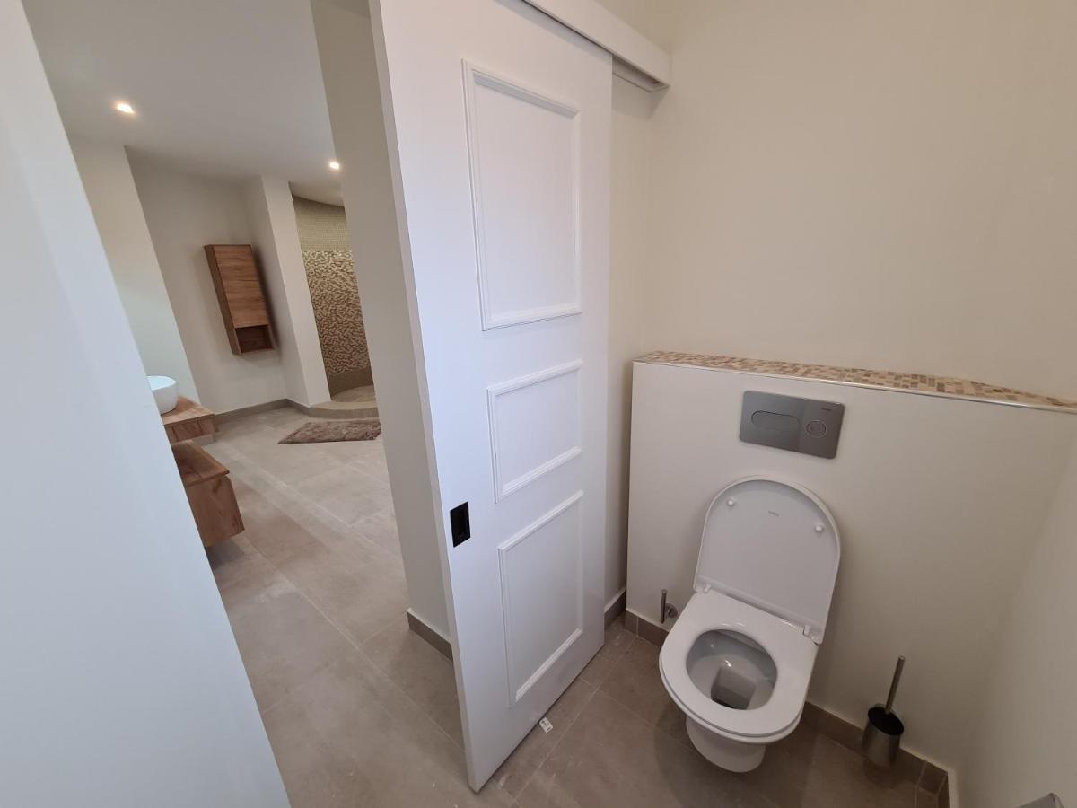 Quinta Omorka Suites Lagos Buitenkant foto
