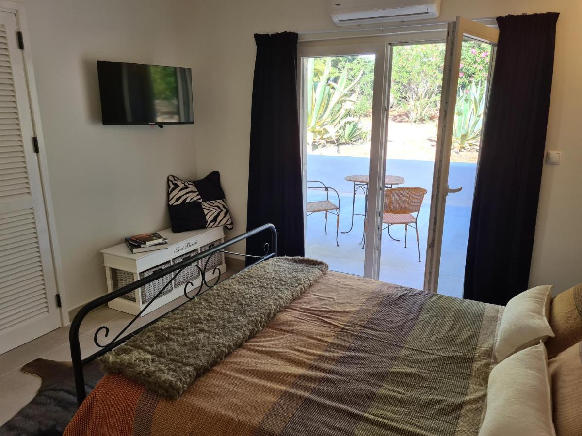 Quinta Omorka Suites Lagos Buitenkant foto